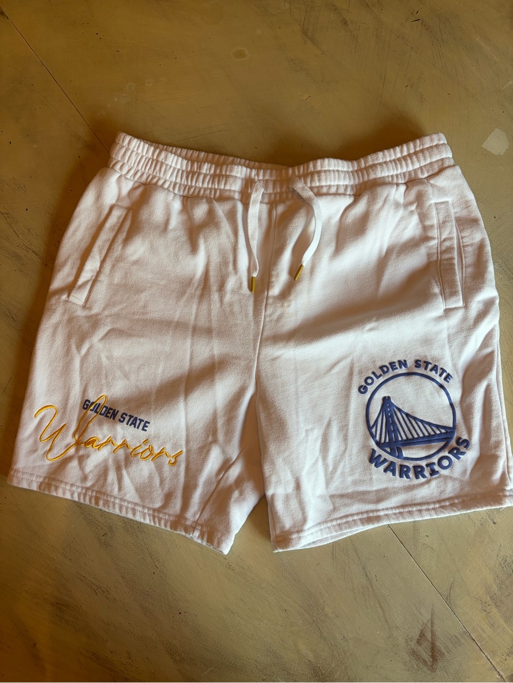 Men's NBA White Embroidered Golden State Warriors Heavyweight Fleece Shorts XL